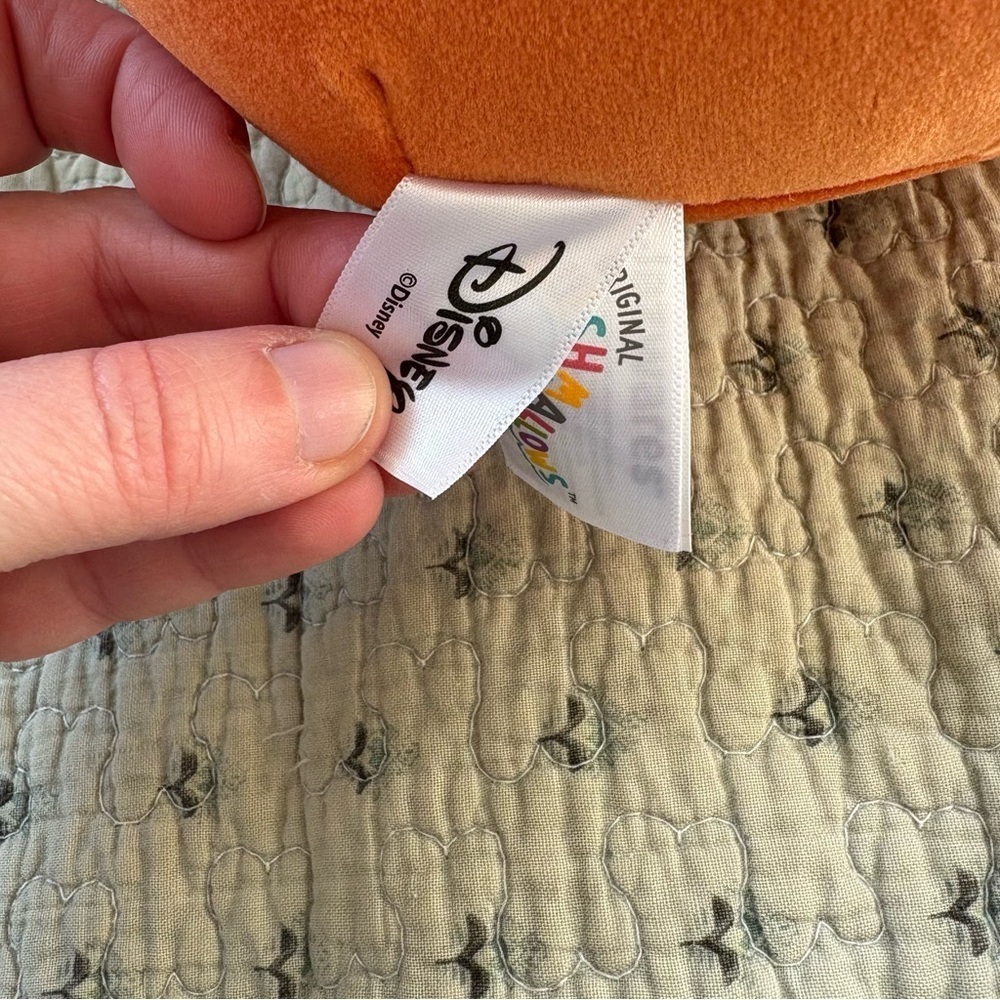Disney Stitch Squishmallow - Jack o'Lantern - Picture 4 of 4